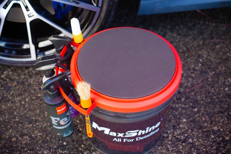 Multifunction Bucket Lid Seat